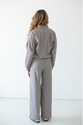 Костюм жіночий